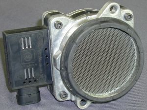  Датчик массового расход воздуха  GM - ДМРВ GM